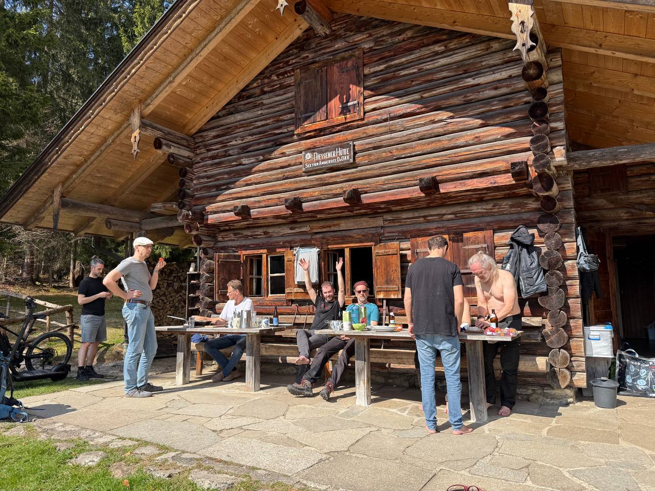 photo_2026-03-25_19-42-04